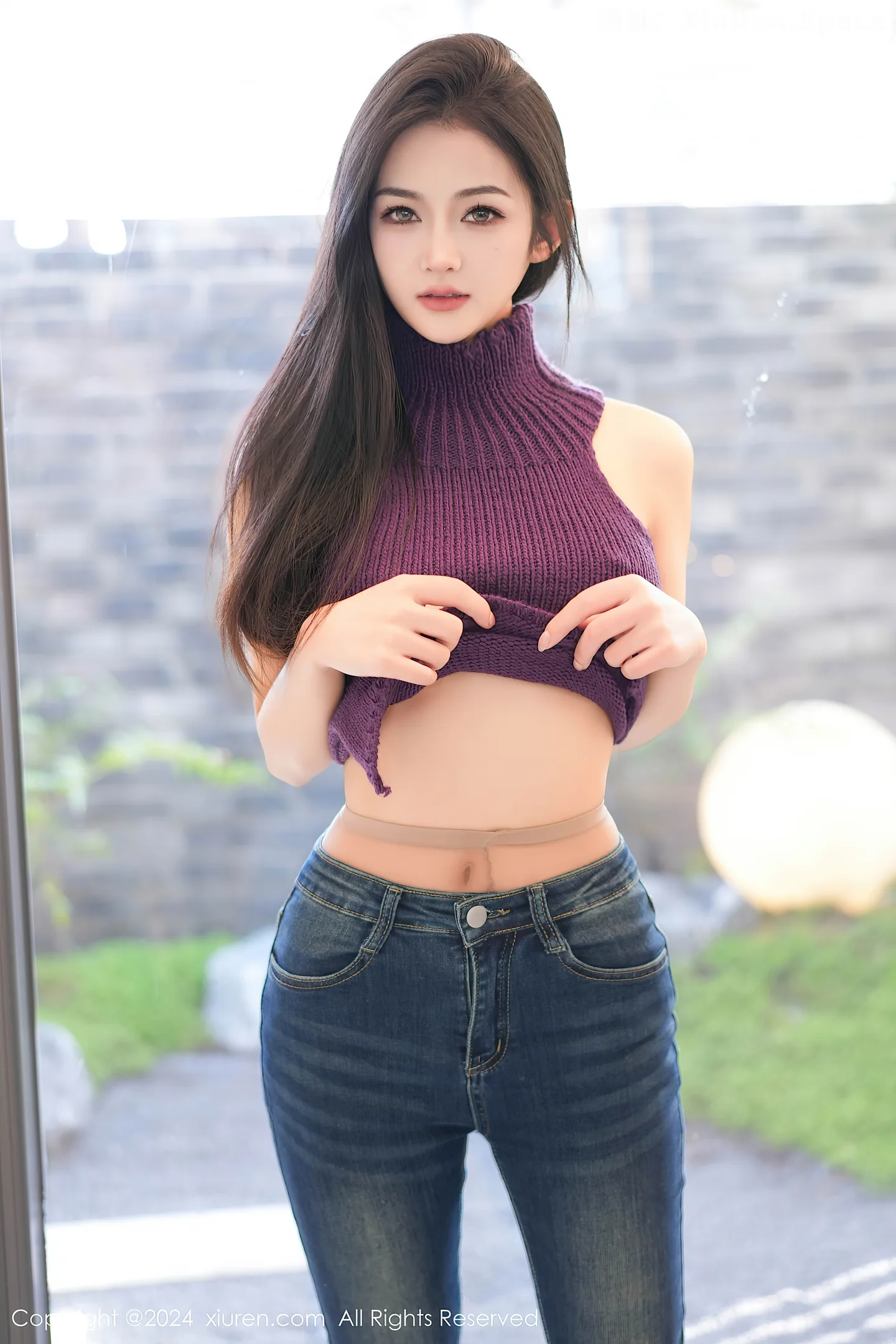 图片[4]-[XiuRen秀人网]VOL.7918 模特谭小灵性感紫色上衣配牛仔裤露超薄肉丝秀丰腴身姿诱惑写真75P-秀人网官方网站